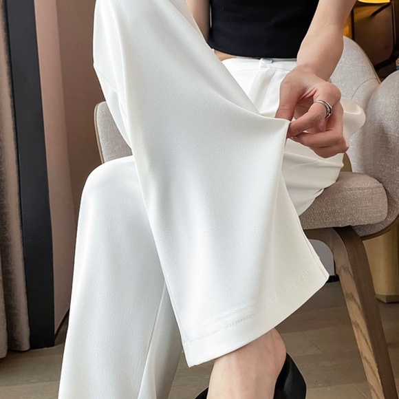 Size Small NEW white long pants, everyday wear - Picture 3 of 3